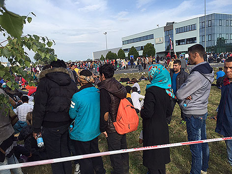 © ORF Flüchtlingssituation in Heiligenkreuz