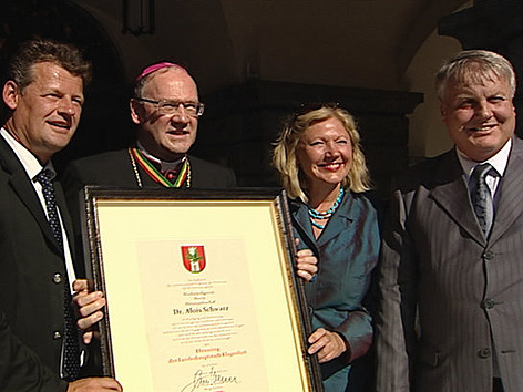 © ORF Stadtpolitiker gratulieren Schwarz 60 Geburtstag
