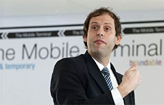 © themobileterminal.com Flughafen Direktor neu Schintlmeister