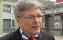 © ORF Eishalle Dreistufenmodell Diskussion geht weiter