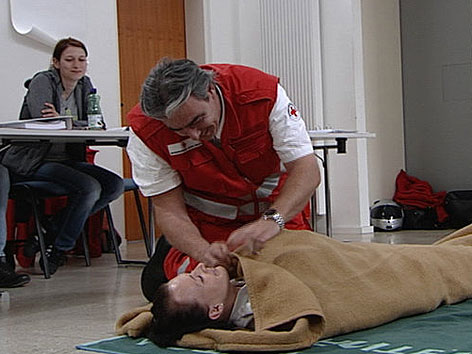 © ORF Rotkreuz Zivildiener Ausbildung