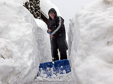© APA/Groder Schneechaos Zusammenfassung Samstag teils Entspannung