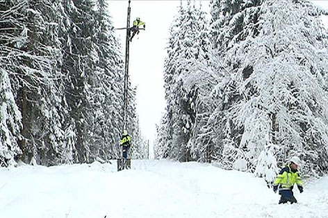 © ORF Schnee Stromversorgung KELAG Monteur Schulen
