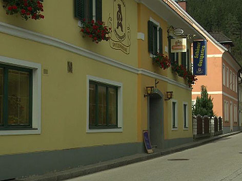 © ORF Weitensfeld Asylwerberheim Bärenwirt