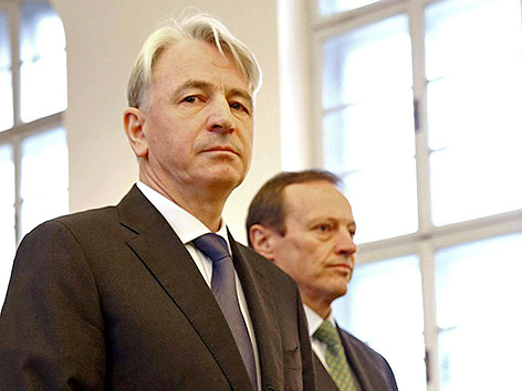 Hypo V Paradiso erster Prozesstag