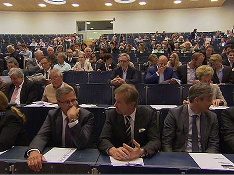 Juristen über Kärnten Konkurs Uni Hörsaal