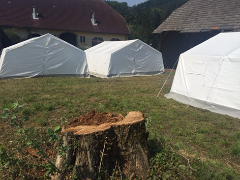 © ORF/Peter Matha Aufbau Zeltstadt Althofen