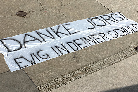 © ORF/Radler Danke Jörg Hypo Banner Heta