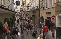 © ORF Getreidegasse in der Salzburger Altstadt