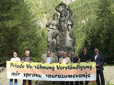 Spominska svečanost konsenzna skupina soška fronta Sturm Feldner Vospernik