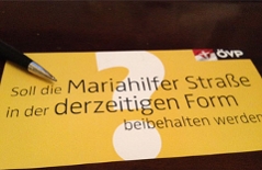 © ORF/Hubert Kickinger Befragungszettel Mariahilfer Straße