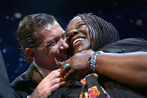 Schauspieler Antonio Banderas und die Sängerin Randy Crawford