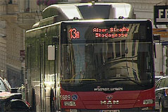 © ORF Bus der Linie 13A