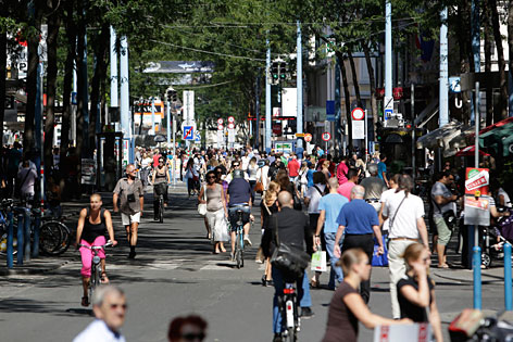 Passanten Mariahilfer Straße