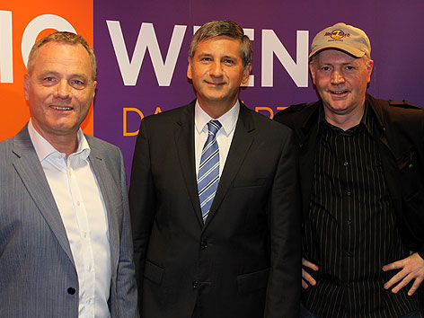 © ORF/Thomas Kickinger Michael Spindelegger im Radio Wien Studio