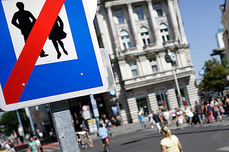 Fußgängerzonen-Tafel in der Mariahilfer Straße