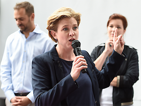 Spitzenkandidatin Beate Meinl-Reisinger (NEOS)