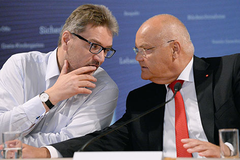 © APA/Hans Klaus Techt Peter Hacker und Harry Kopietz