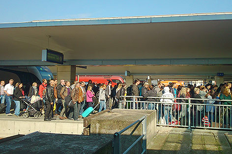 © ORF/Florian Kobler Flüchtlingsdrehscheibe Westbahnhof