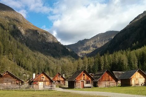 © Gemeinde Göriach Das Hüttendorf im hinteren Göriachtal